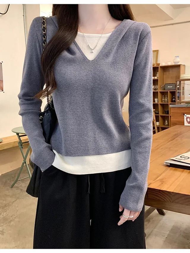 2025 Fall Women's Hooded Patchwork Sweater Detail