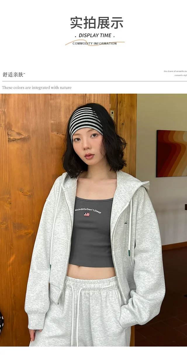 Women's Oversized Cropped Zip Hoodie FW25 Detail