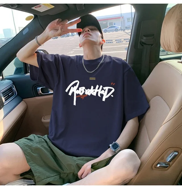 Men's Summer Graphic Oversize Cotton Tee Detail