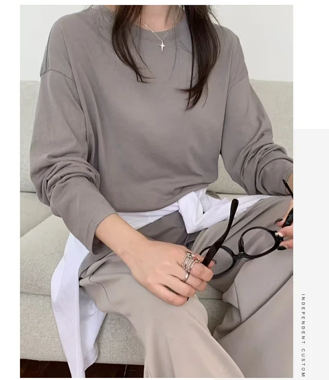 Relaxed Fit Slimming Long Sleeve Tee Detail