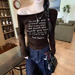 Women's Layered Colorblock Long Sleeve Tee Detail