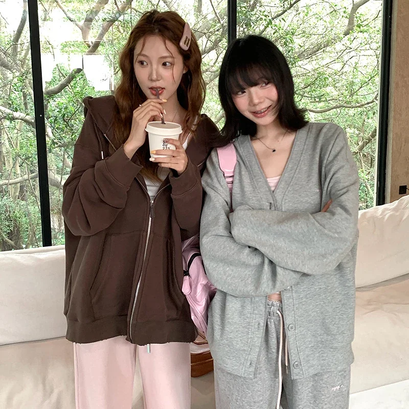 Women's Korean Relaxed V-Neck Embroidered Cardigan
