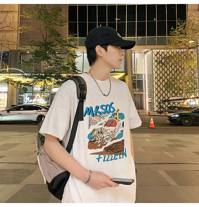 Plus Size Men's Summer Cartoon Tee Detail
