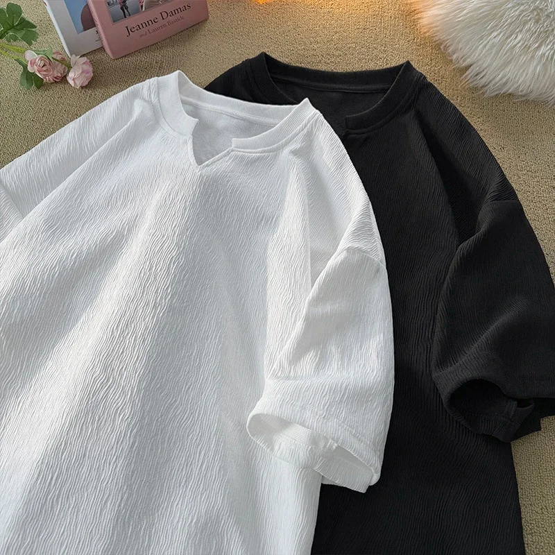 Cleanfit Men's Quick-Dry V-Neck Oversized Tee