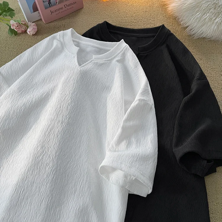 Cleanfit Men's Quick-Dry V-Neck Oversized Tee