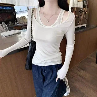 Women's Color-Block Mock Two-Piece Long-Sleeve Tee Detail