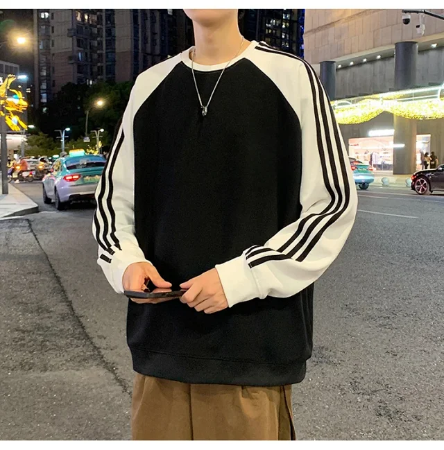 Unisex Chinese Street Oversize Striped Sweatshirt Detail