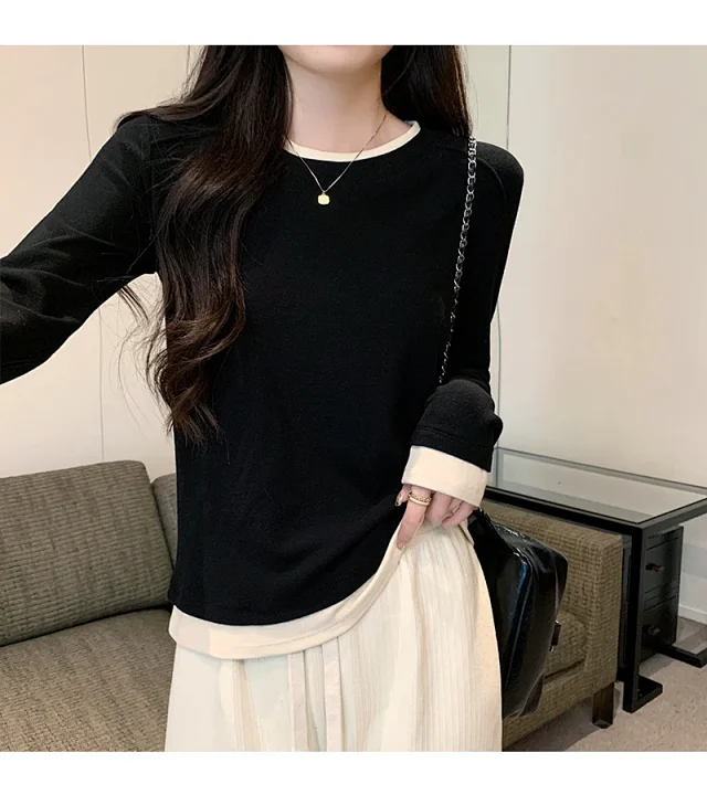 Women's Long Sleeve Mock Layered Tee Detail