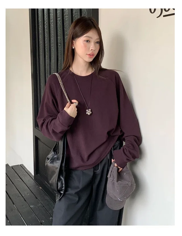 Women's Casual Solid Raglan Tee Detail
