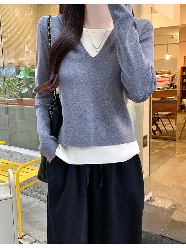 2025 Fall Women's Hooded Patchwork Sweater Detail