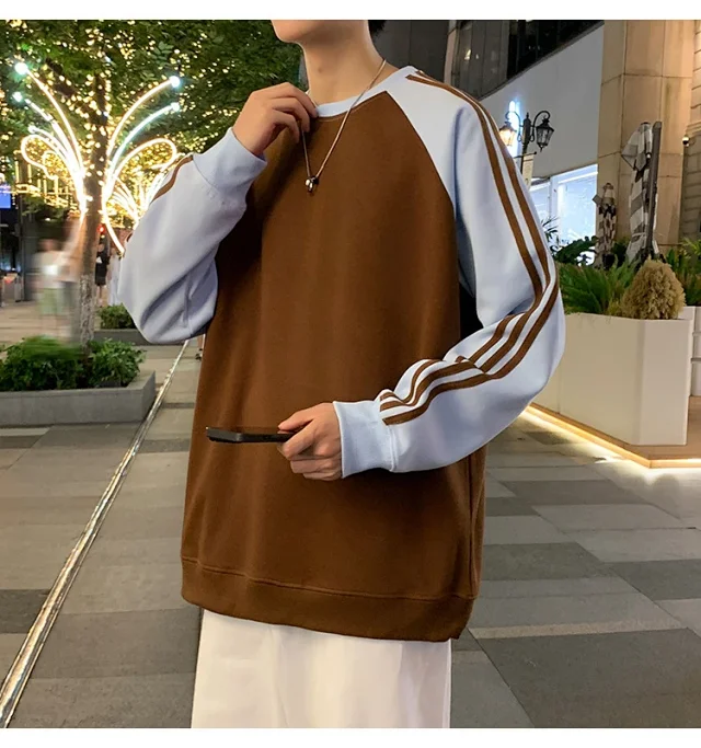 Unisex Chinese Street Oversize Striped Sweatshirt Detail