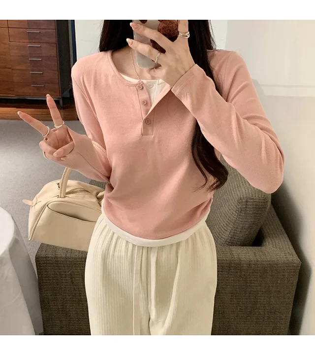 Korean Layered Long Sleeve Cropped Tee Detail