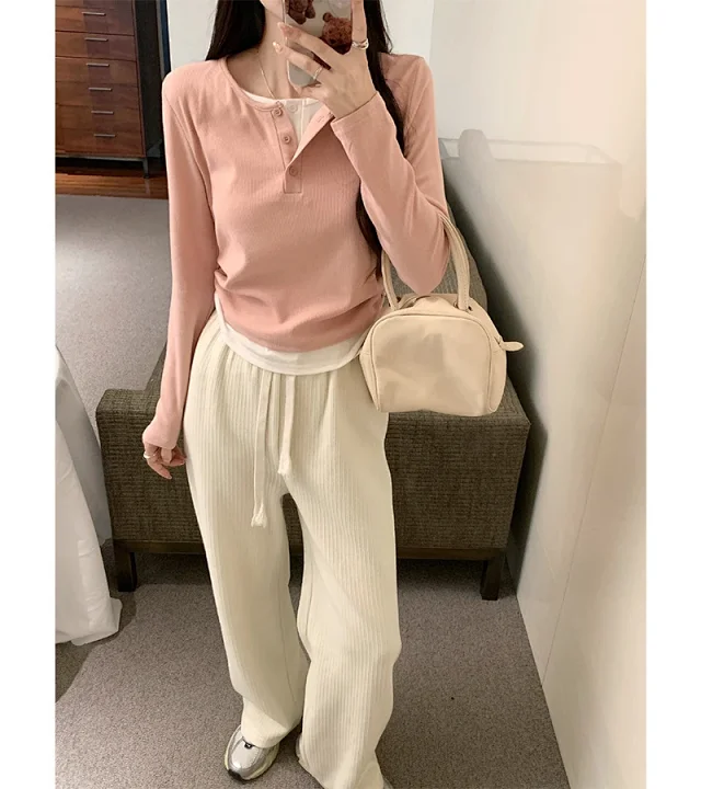 Korean Layered Long Sleeve Cropped Tee Detail