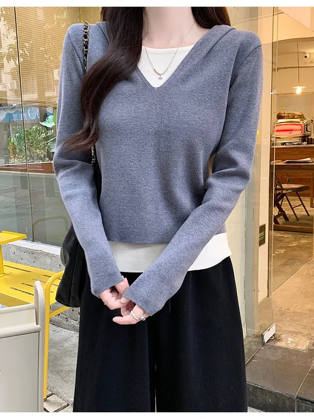 2025 Fall Women's Hooded Patchwork Sweater Detail