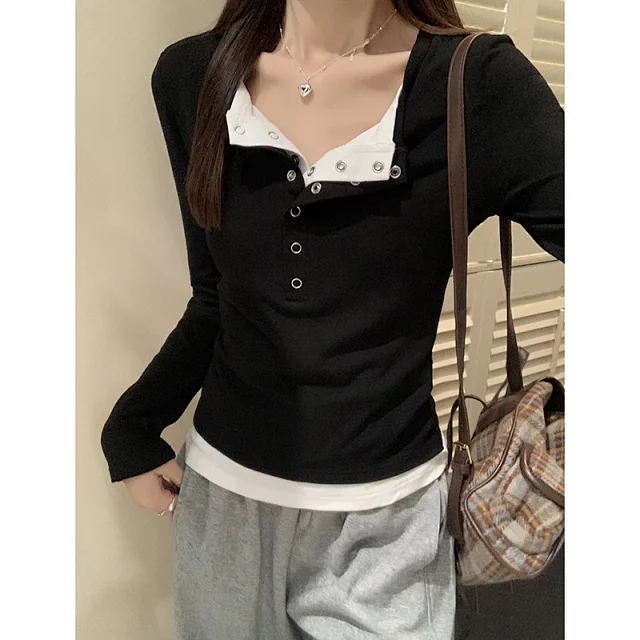 Women's Mock Two-Piece Color-Block Long-Sleeve Tee Detail