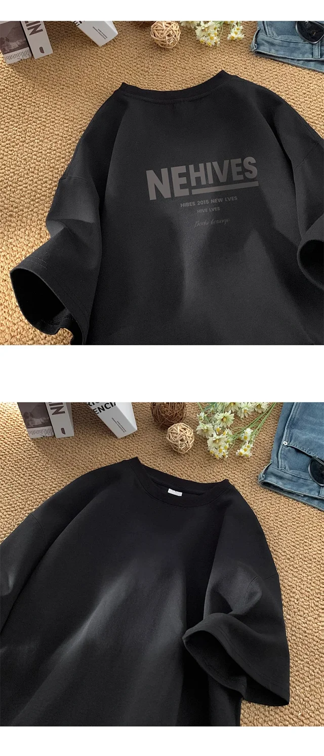 Men's Heavyweight Cotton Letter Print Tee Detail