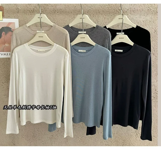 Women's Tencel Round Neck Long Sleeve Tee Detail