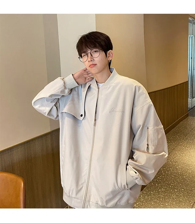 Men's Spring Hip-Hop Embroidered Bomber Jacket Detail