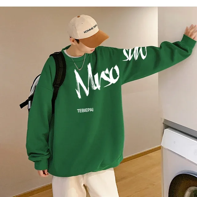 Men's Streetwear Crewneck Sweatshirt Detail