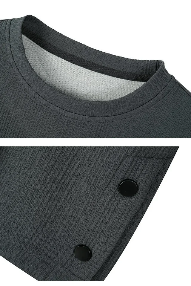 Men's Textured Buttoned Long Sleeve Tee Detail