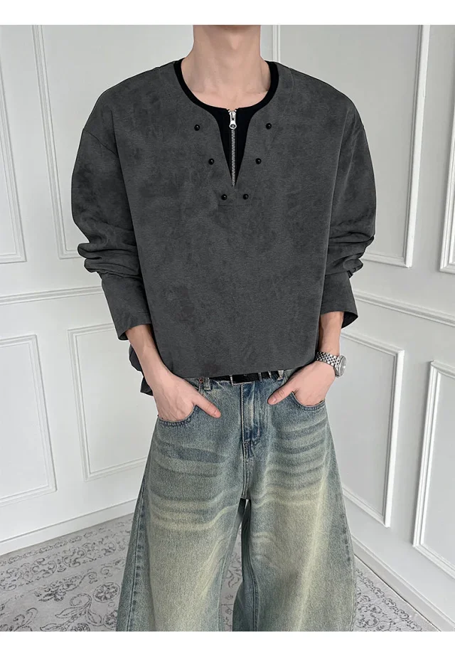 Men's Half-Zip V-Neck Tie-Dye Long-Sleeve T-Shirt Detail