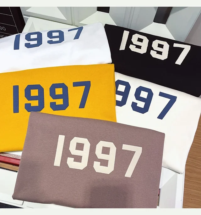 Guochao 1997 Men's HK-Retro Foam-Print Tee Detail