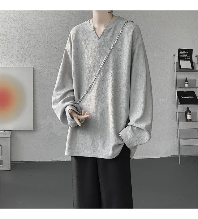 Cleanfit Men's Vintage-Textured Long-Sleeve V-Neck Tee Detail