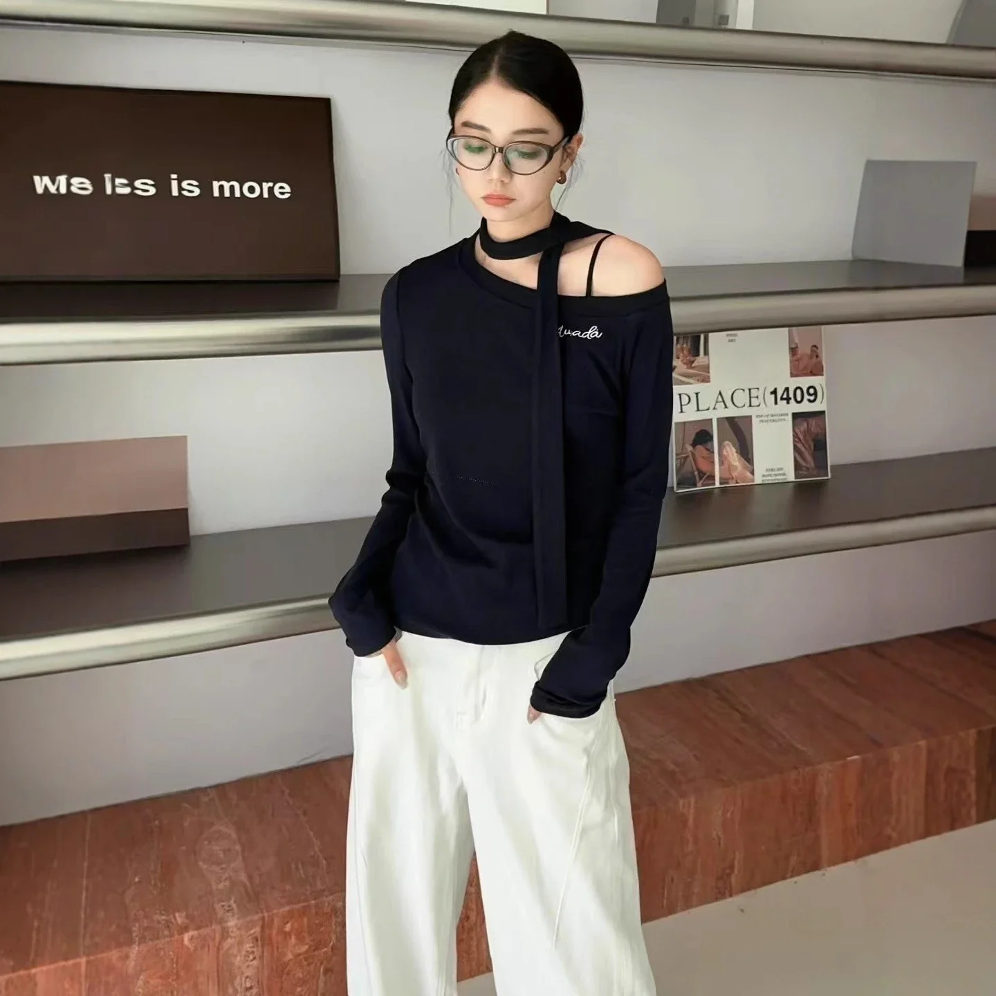 New Korean Off-Shoulder Slimming Women's Top