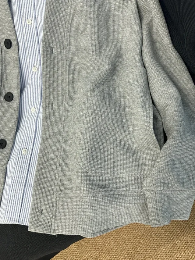 Unisex Japanese Relaxed Waffle Knit Cardigan Detail