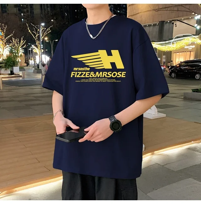 Men's Heavyweight Cotton Relaxed Short-Sleeve Tee Detail