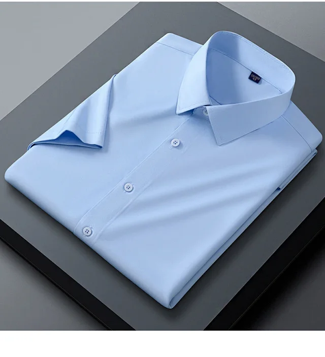 Men's White Silk Short-Sleeve Shirt Detail