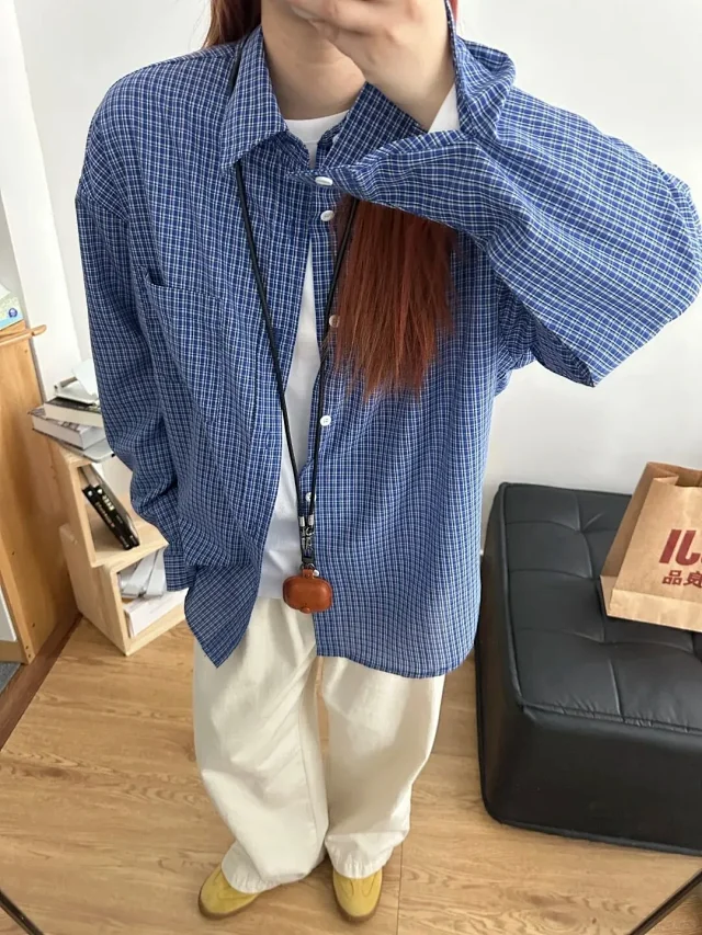 Cleanfit Men's Blue Vintage Plaid Overshirt Detail