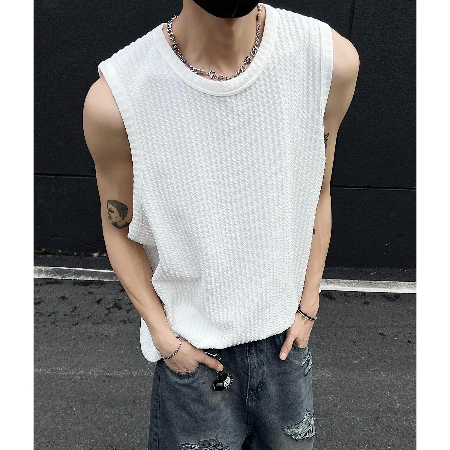 Men's Black Textured Jacquard Vest
