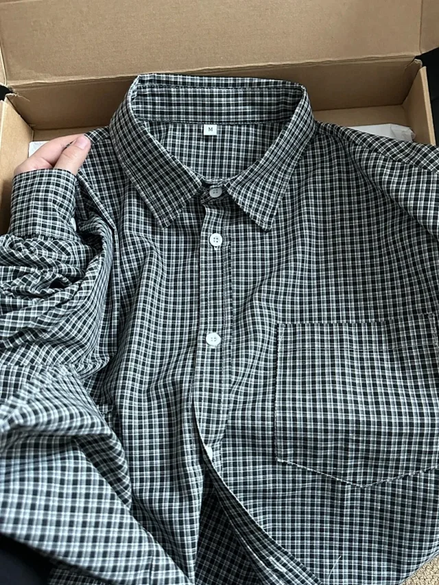 Cleanfit Men's Blue Vintage Plaid Overshirt Detail