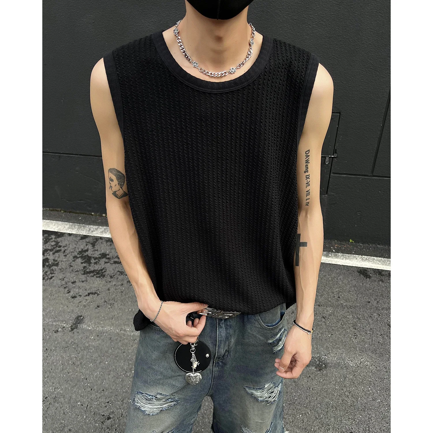 Men's Black Textured Jacquard Vest