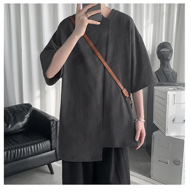 Men's Trendy Solid Half Sleeve Tee Detail