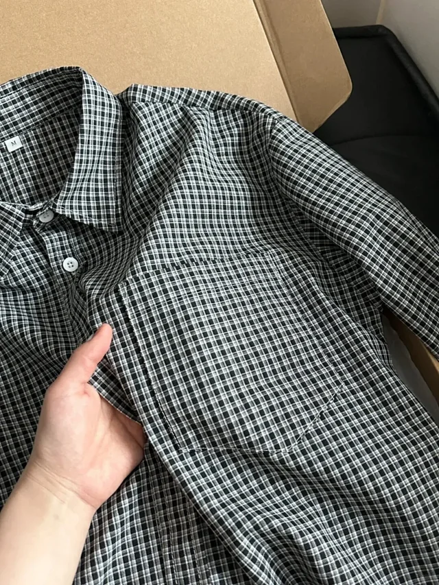 Cleanfit Men's Blue Vintage Plaid Overshirt Detail