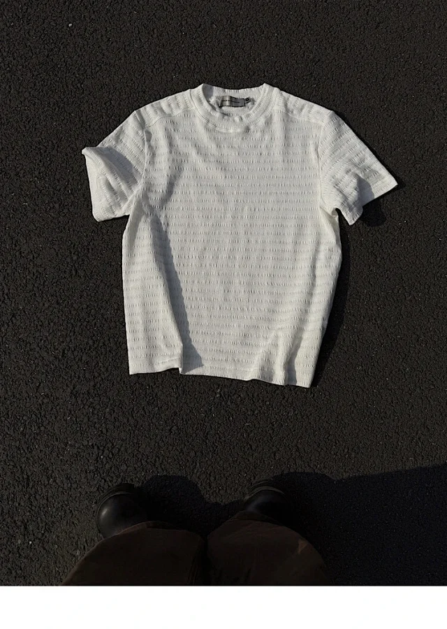 Cleanfit Men's Textured Short Sleeve T-Shirt Detail