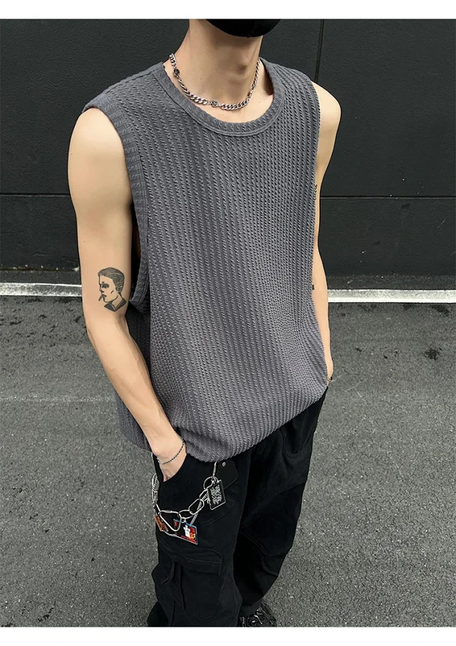 Men's Black Textured Jacquard Vest Detail