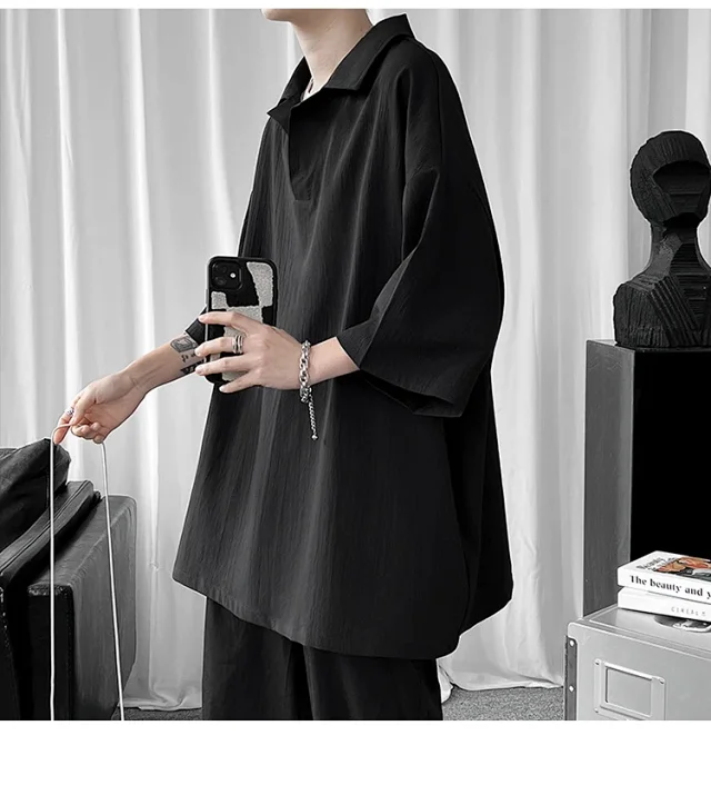 Men's Oversized Solid Polo T-Shirt Detail