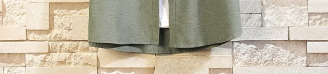 Men's Solid Oxford Short Sleeve Shirt Detail