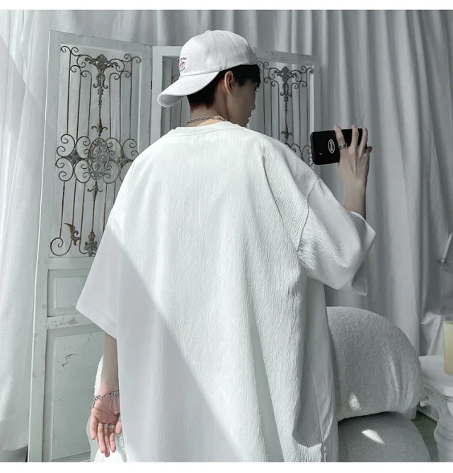Unisex Oversized Ice Silk Draped Tee Detail