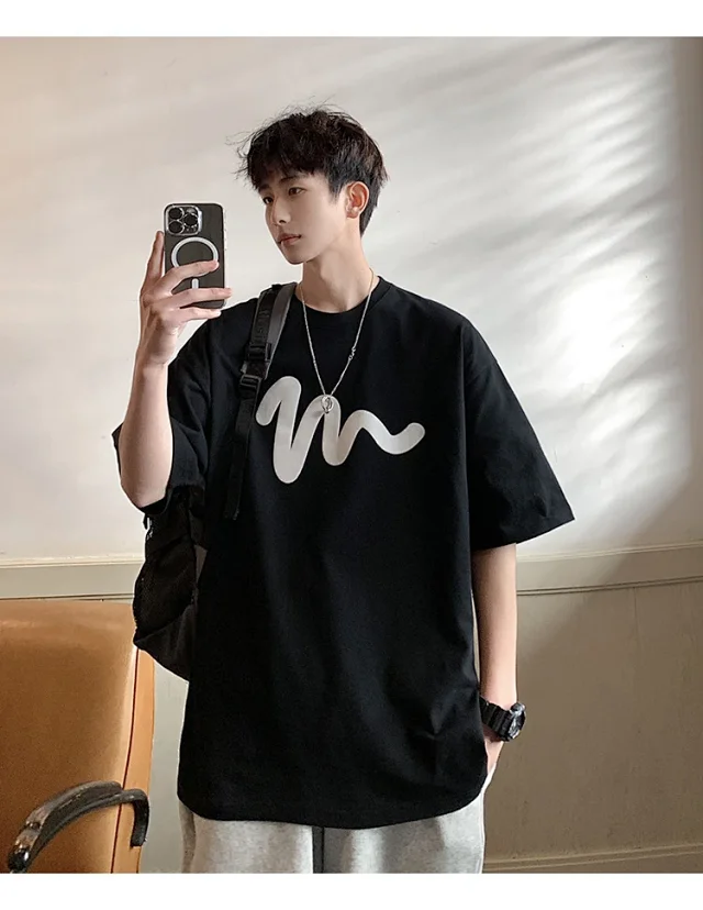 Oversized Men's Graphic Cotton Tee 2025 Detail