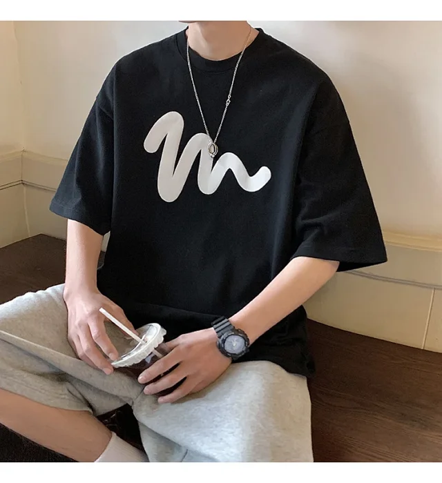 Oversized Men's Graphic Cotton Tee 2025 Detail