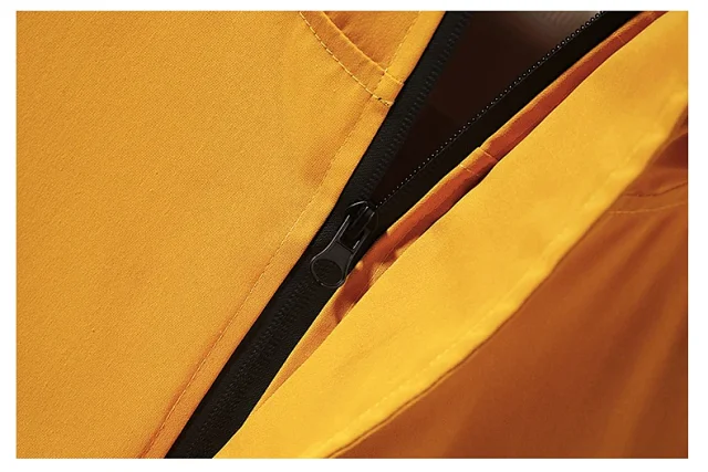 Men's Trendy Lightweight Hooded Half-Zip Jacket Detail