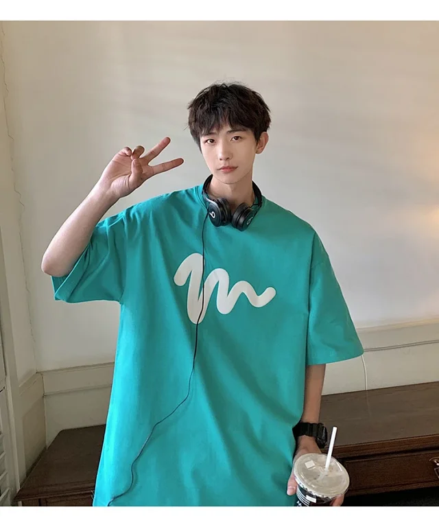 Oversized Men's Graphic Cotton Tee 2025 Detail