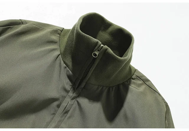 Men's Oversized Cropped Vintage Bomber Jacket Detail