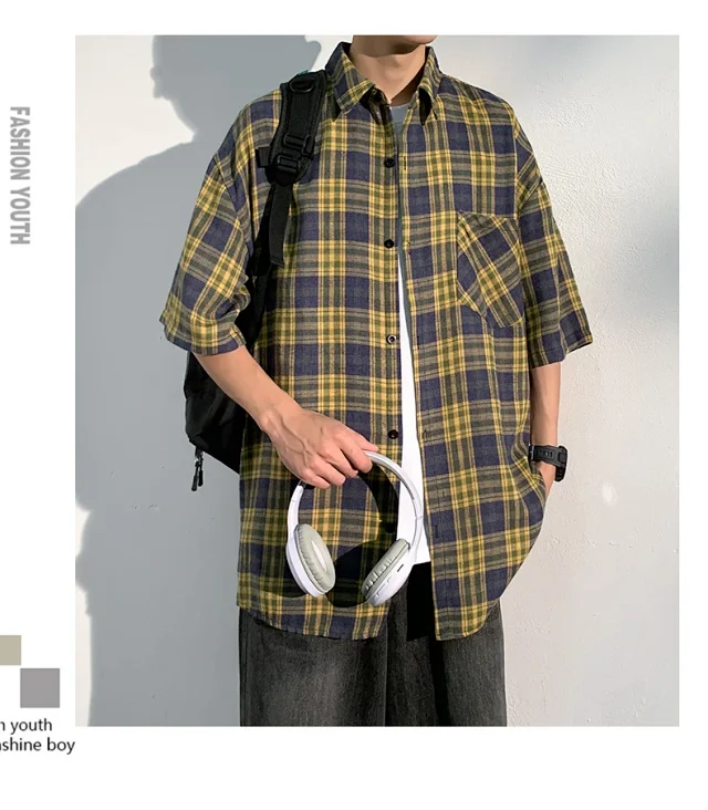Men's 2025 New Plaid Short Sleeve Shirt Detail
