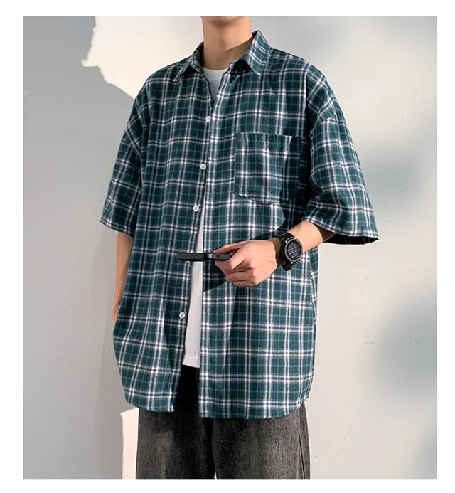 Men's 2025 New Plaid Short Sleeve Shirt Detail