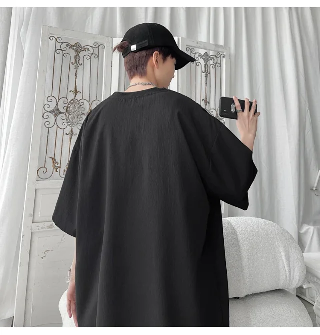 Unisex Oversized Ice Silk Draped Tee Detail